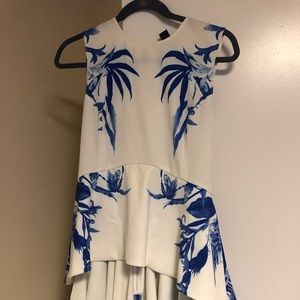 Beautiful hi-lo top